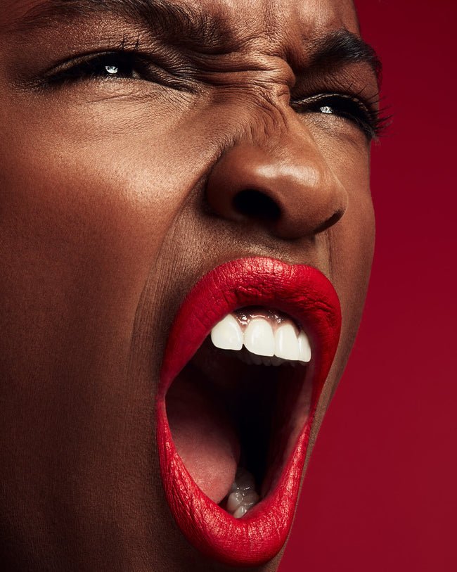 Fenty Beauty- Stunna Lip Paint Longwear Fluid Lip Color - Image 6